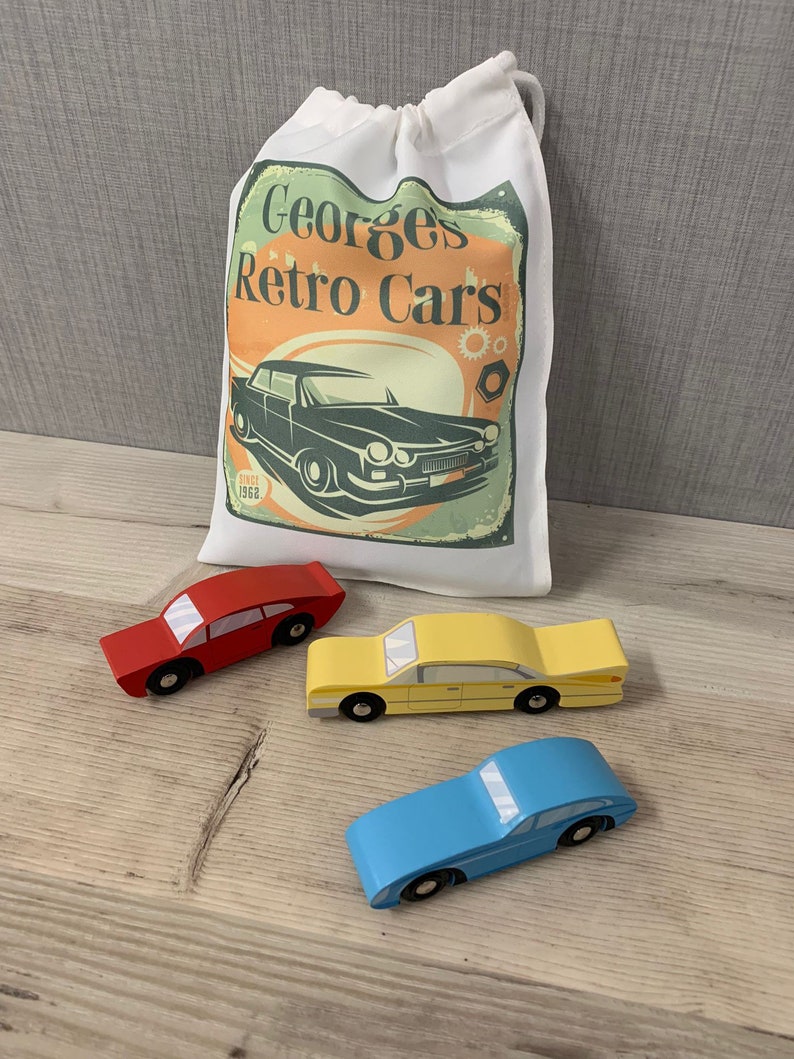 Wooden push along Retro classic cars with Personalised Printed Storage Bag - Image 6
